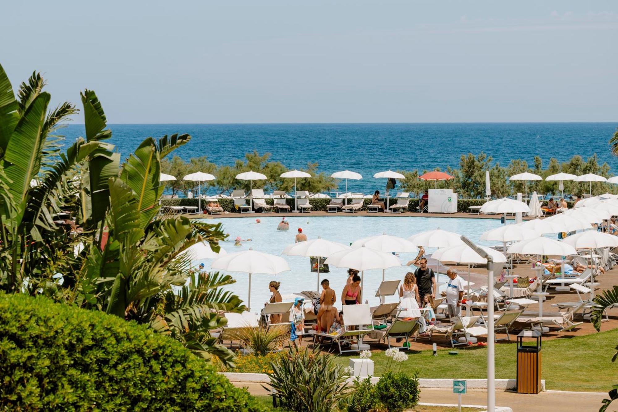 Torre Cintola Greenblu Sea Emotions Monopoli Luaran gambar